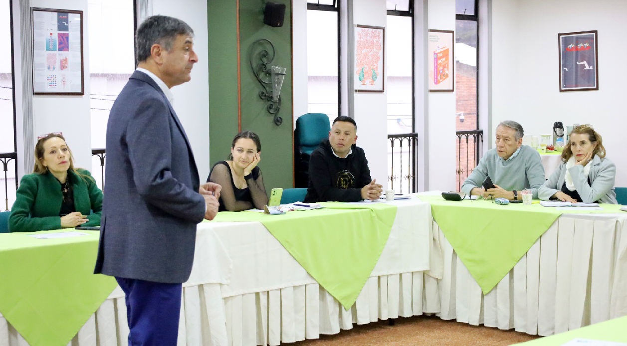 Coimpresores Bogotá impulsa la transformación comercial con formación práctica y colaborativa